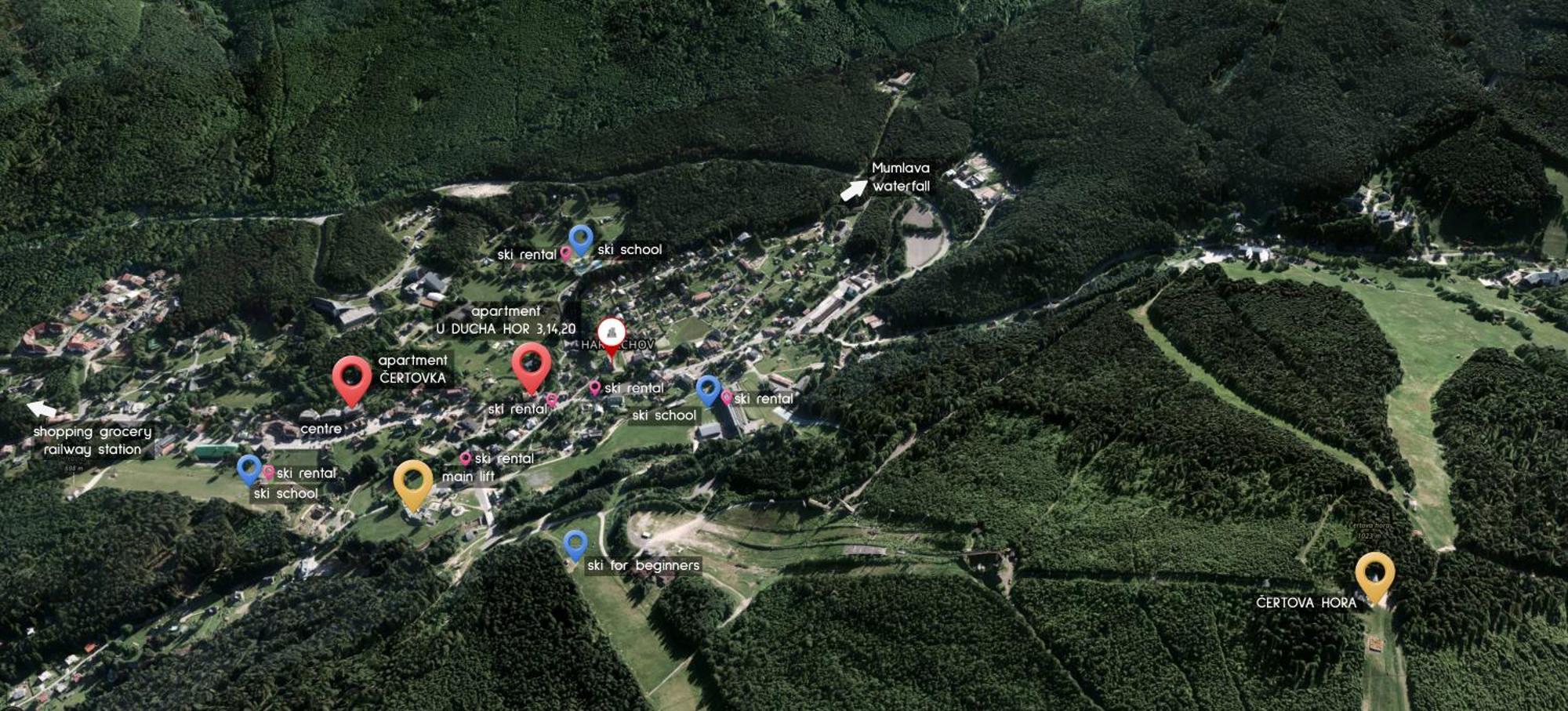 Enjoy Harrachov - Atraktivní klidný klimatizovaný apartmán 20 v centru Harrachova s wallboxem EV, herní konzolí, Ipad, Netflix, výhledem do zahrady a na romantický kostelík Exterior foto